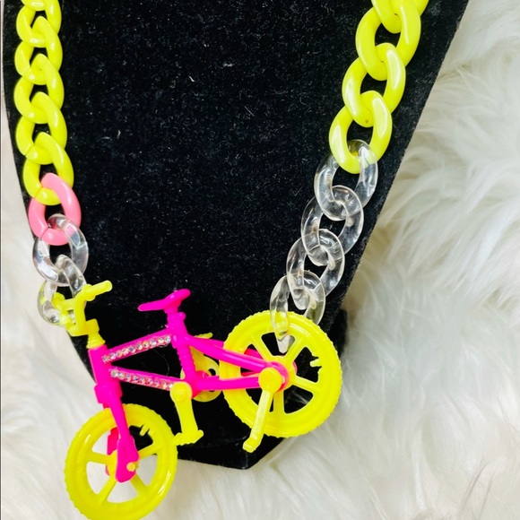 Necklace - Picture 5 of 5